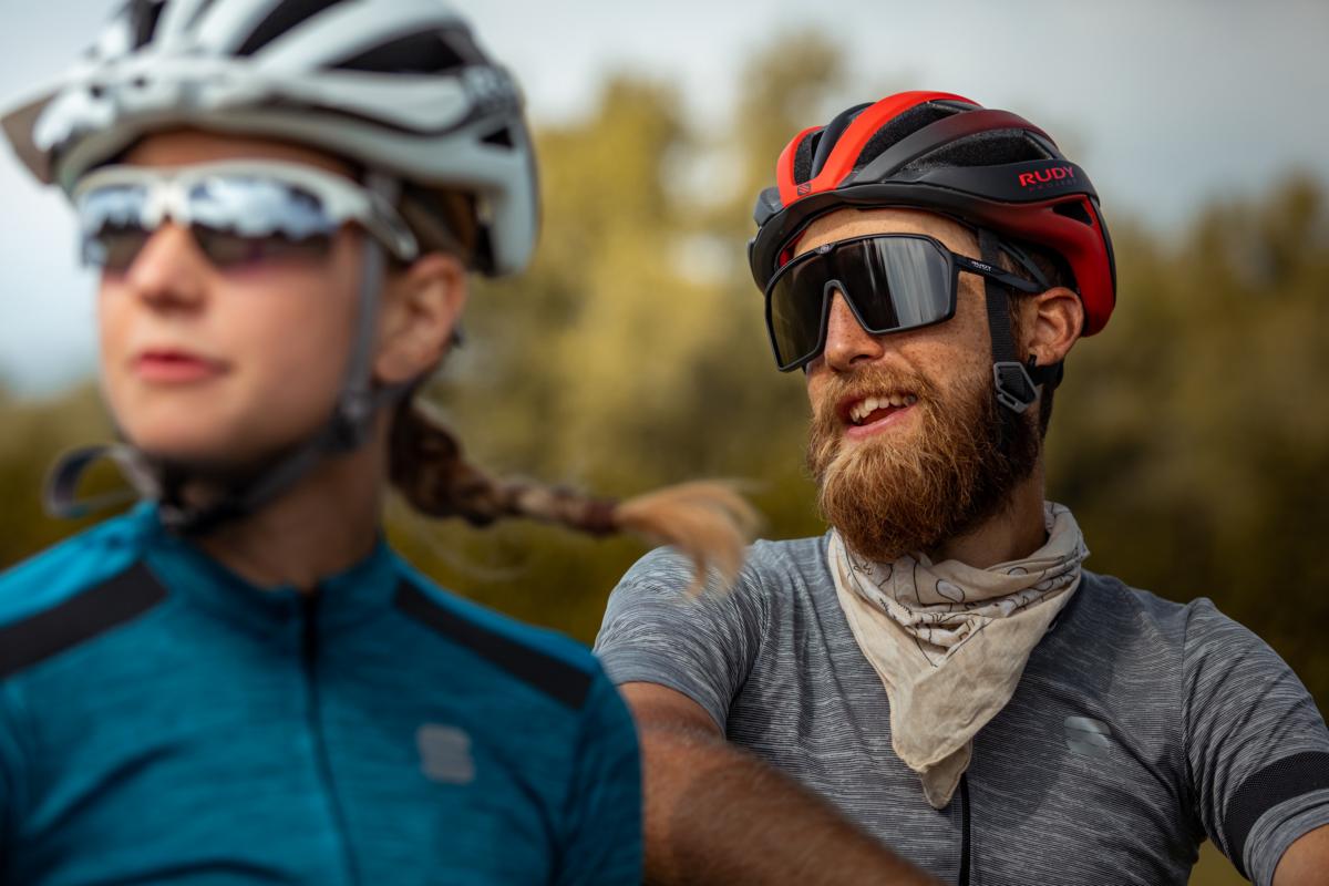 dozijn Corroderen Onderdompeling De populairste fietsbrillen op sterkte: van Oakley over Rudy Project tot  Julbo - WielerVerhaal